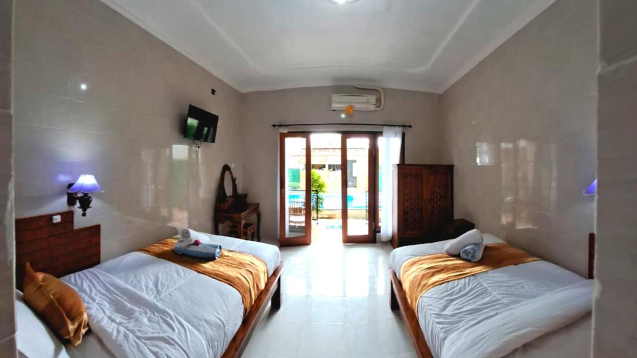 Wahyuga Sari Guest House Nita Salon & Spa 누사 렘봉안 외부 사진