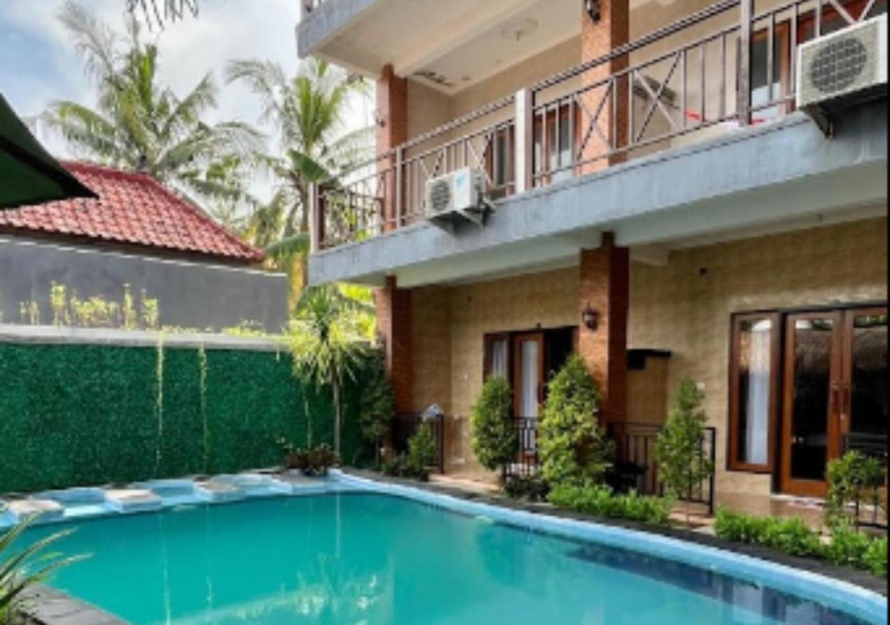 Wahyuga Sari Guest House Nita Salon & Spa 누사 렘봉안 외부 사진